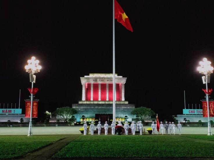 Hướng dẫn cách đi thăm lăng bác dễ dàng và thuận tiện nhất