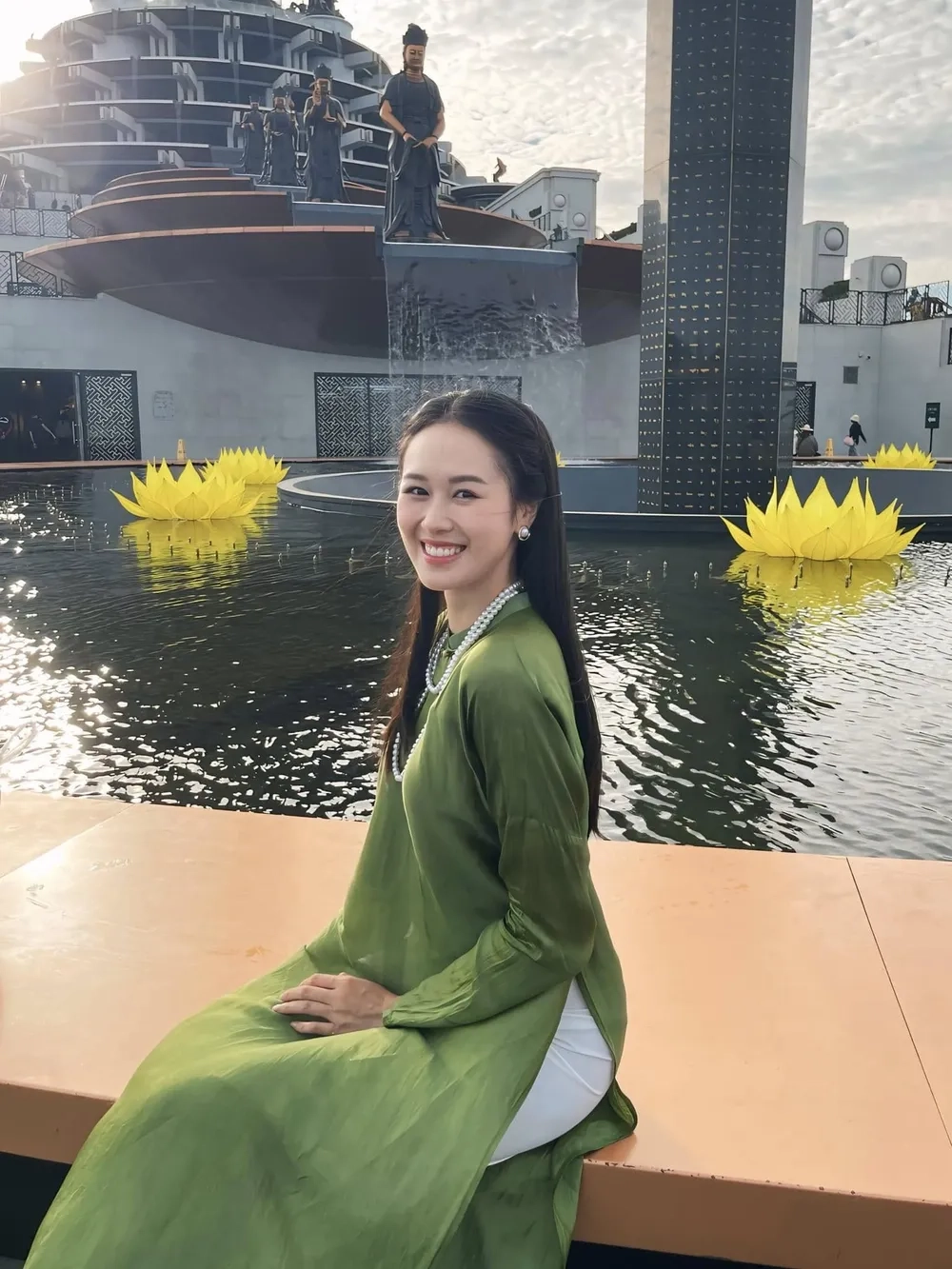 Thưởng thức phiên bản mới Là Anh Phạm Lịch remix