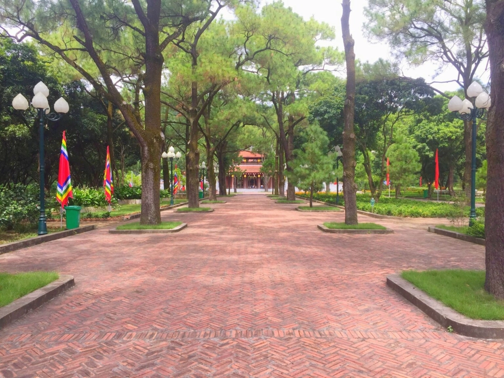 Hành hương qua ảnh chùa côn sơn đẹp tinh tế
