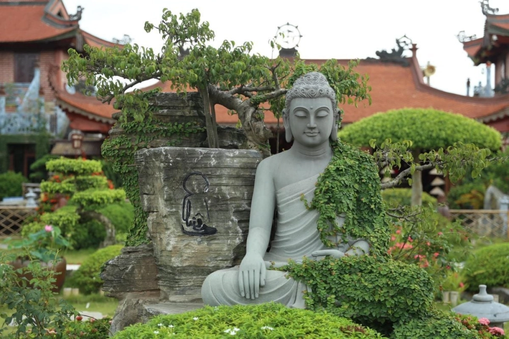 Tìm hiểu vụ việc tại chùa Phật Quang gần đây