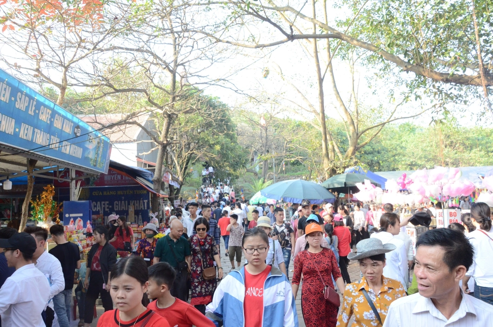 Trải nghiệm mùa xuân tại hội Phật Tích rộn ràng