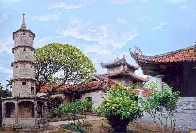 Ngắm nhìn hình ảnh chùa Phật Tích thanh tịnh