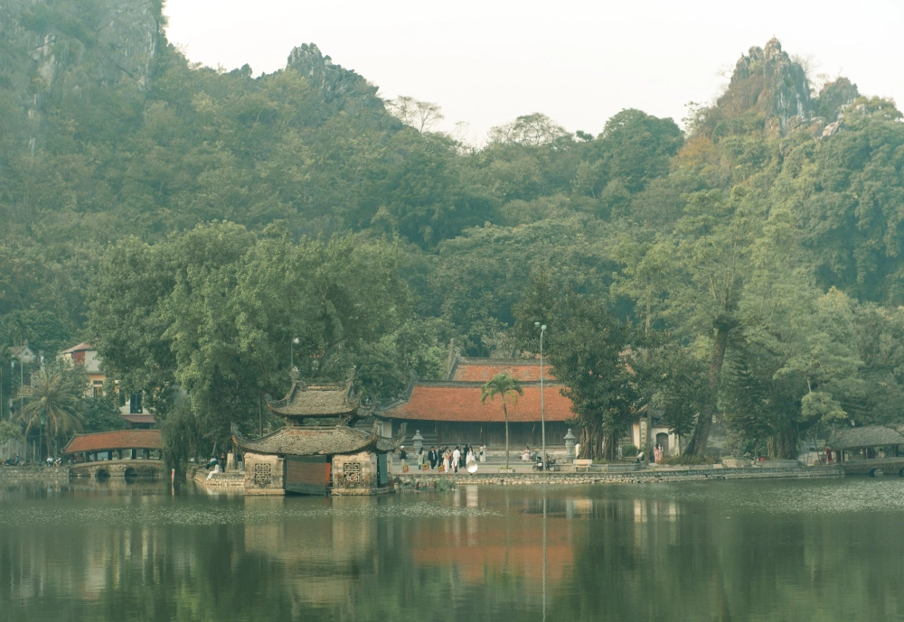 Khám phá chùa thầy sài sơn quốc oai kỳ vĩ