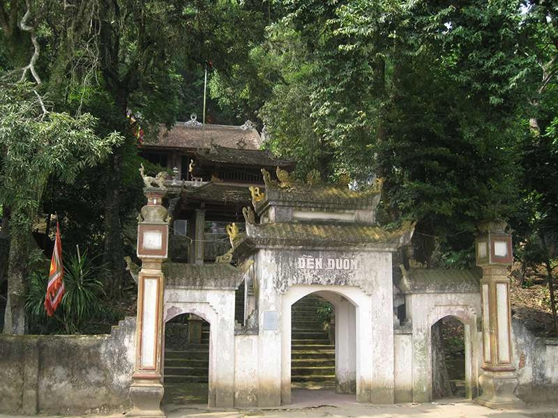 Khám phá giới thiệu về đền đuổm