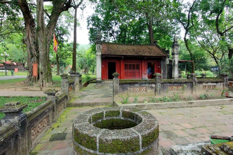 Cảm nhận không khí đền thánh gióng thiêng liêng