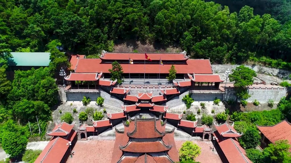 Hiểu thêm lịch sử hình thành hội gióng đền sóc