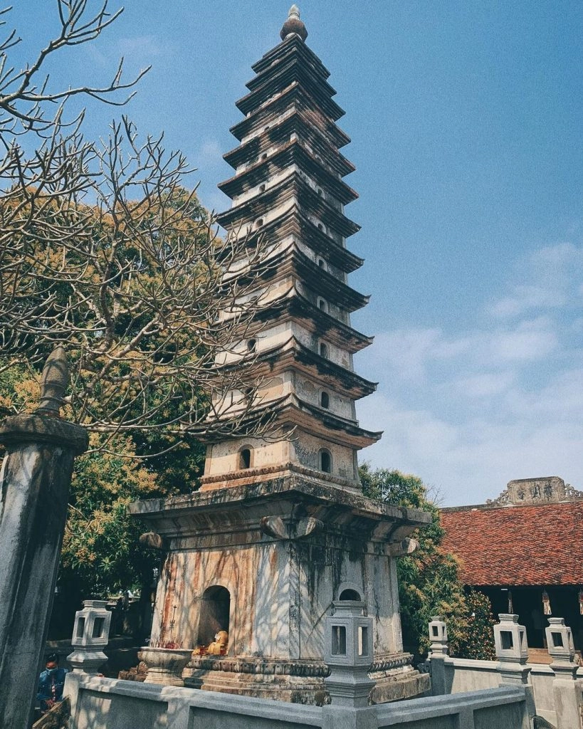 Tham quan đền trần nam định linh thiêng cổ kính
