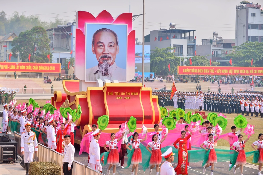 Mừng 70 năm chiến thắng điện biên phủ hào hùng