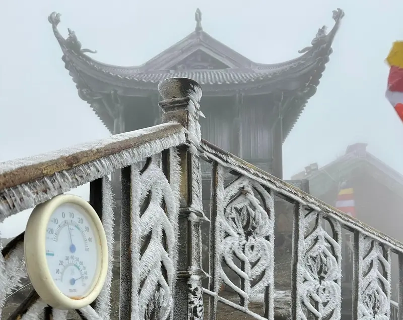 Ghé thăm chùa yên tử uông bí yên bình