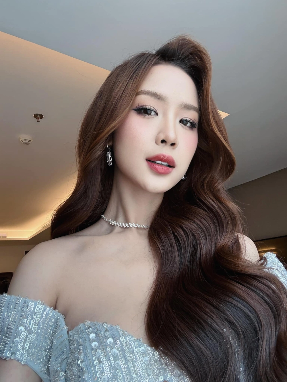 Lê nguyễn bảo ngọc chiều cao ấn tượng