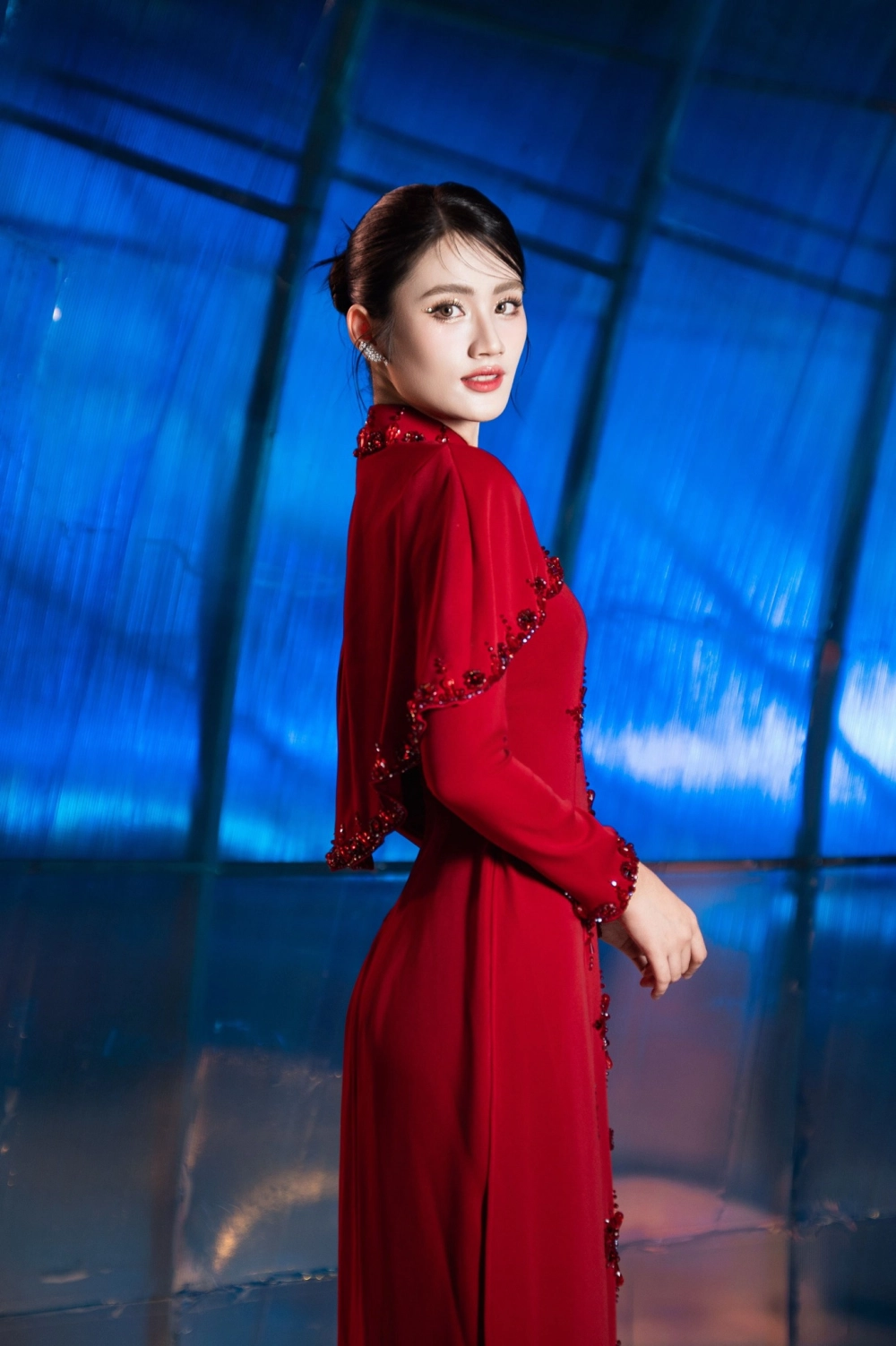 Hoa hậu Ý Nhi đăng quang và hành trình chinh phục vương miện