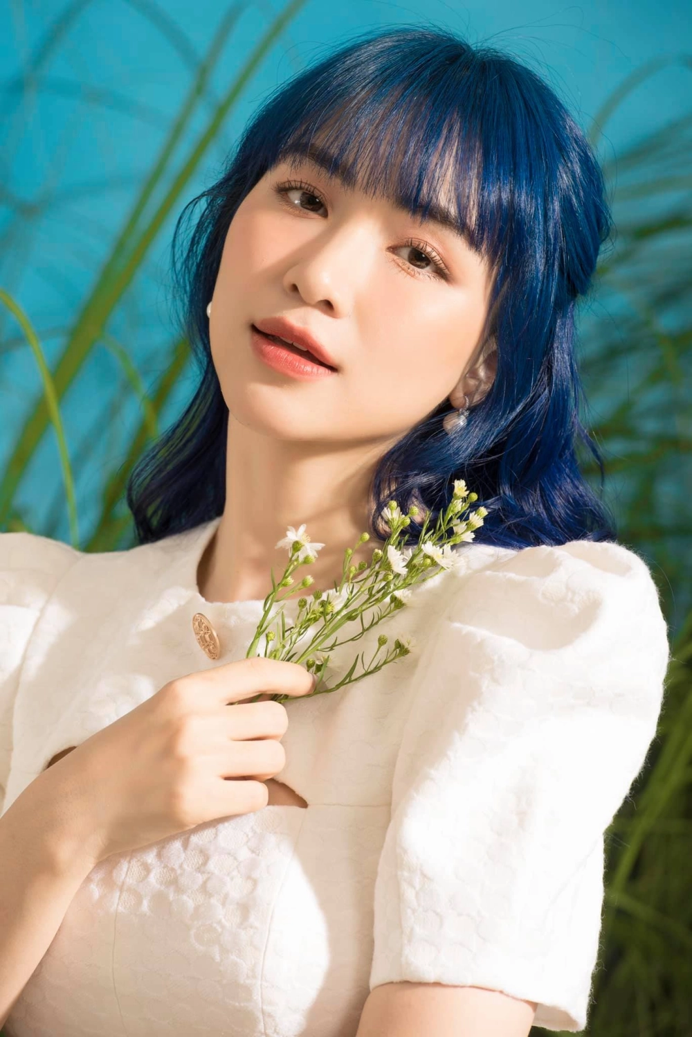 Chiều cao Hòa Minzy luôn là câu hỏi khiến người hâm mộ tò mò