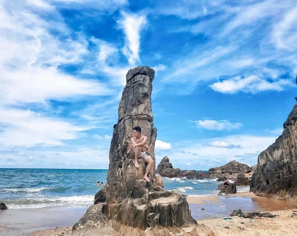 Khám phá bãi đá nhảy Quảng Bình ở đâu đầy ấn tượng