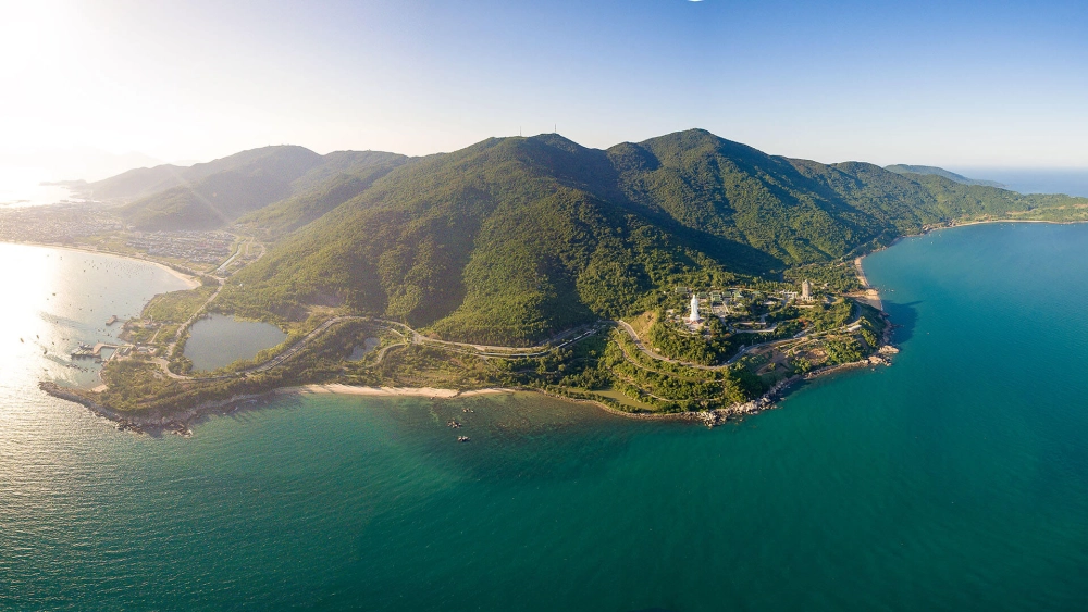 Khám phá bán đảo sơn trà đà nẵng có gì đặc sắc