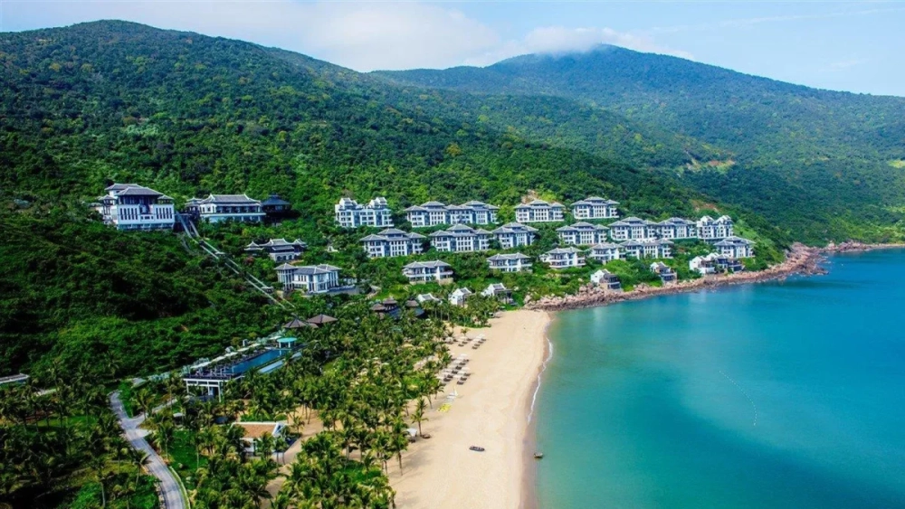 Khám phá vẻ đẹp bán đảo sơn trà ngũ hành sơn