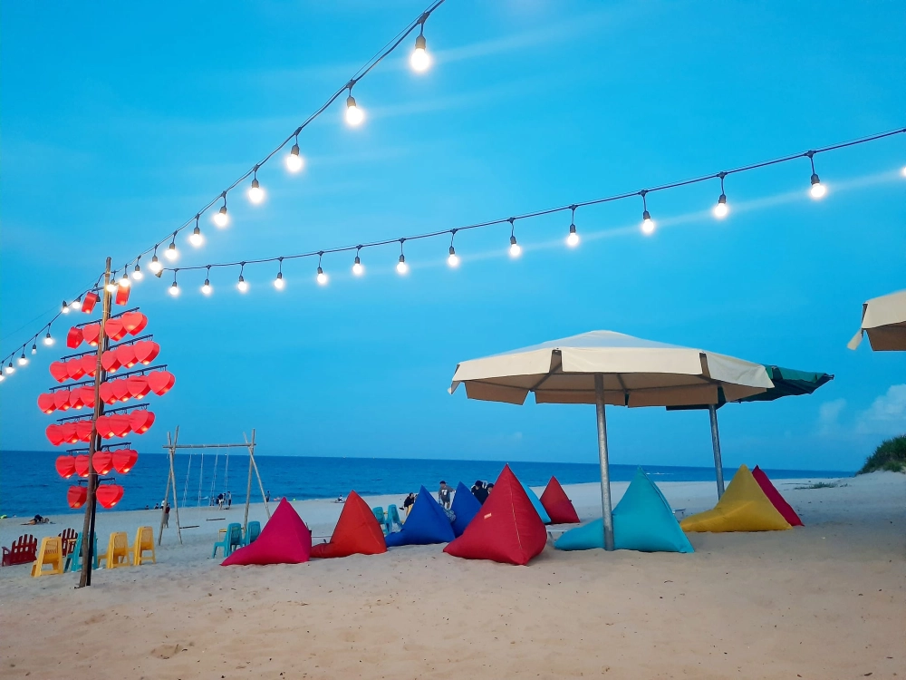 Khám phá bãi biển Nhật Lệ ở Quảng Bình thơ mộng