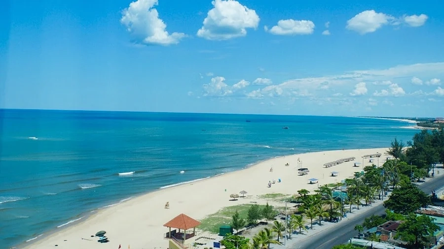 Bãi biển Nhật Lệ ở tỉnh nào sẽ khiến bạn bất ngờ