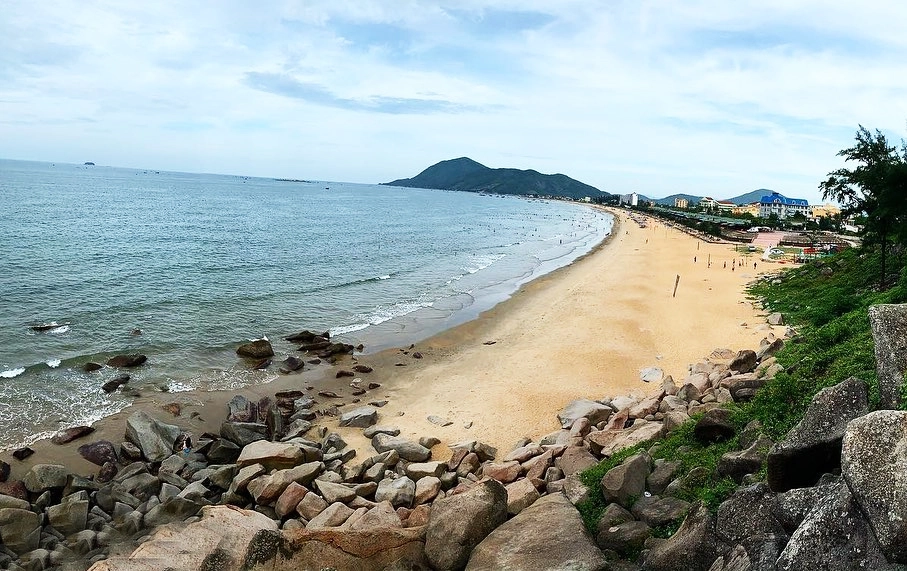 Đánh giá chi tiết về review biển Thiên Cầm