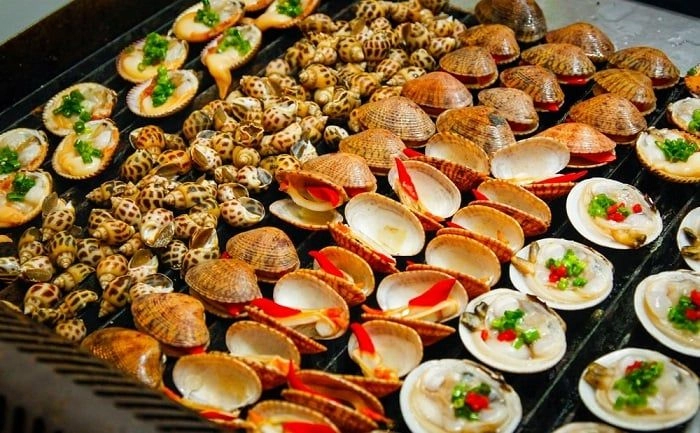 Những địa chỉ quán hải sản ngon ở biển Thuận An hấp dẫn