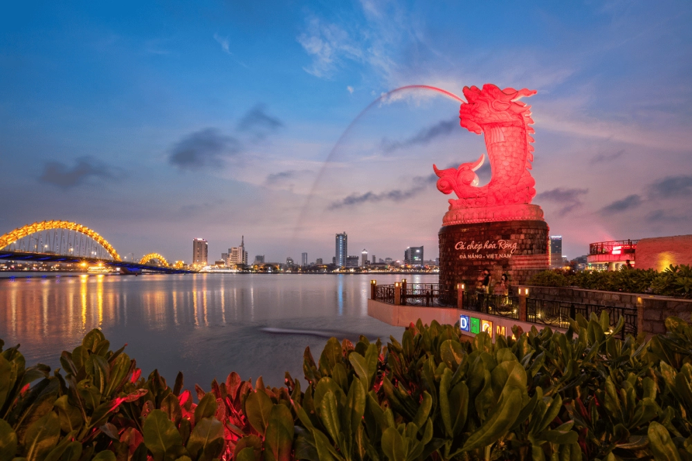Lưu ngay hình ảnh cầu tình yêu đà nẵng vào máy