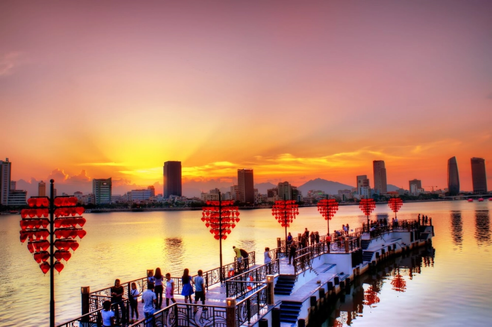 Không thể bỏ lỡ cầu tình yêu đà nẵng 2023
