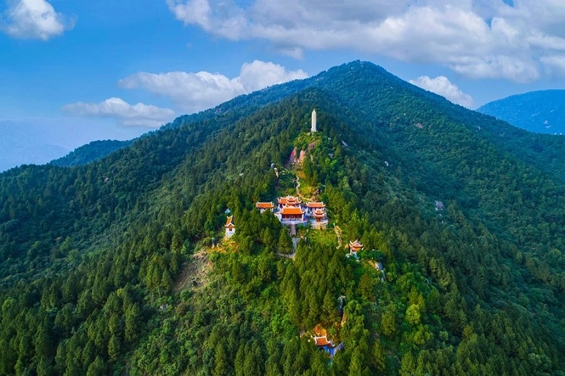 Du lịch chùa Hương Tích là trải nghiệm tuyệt vời