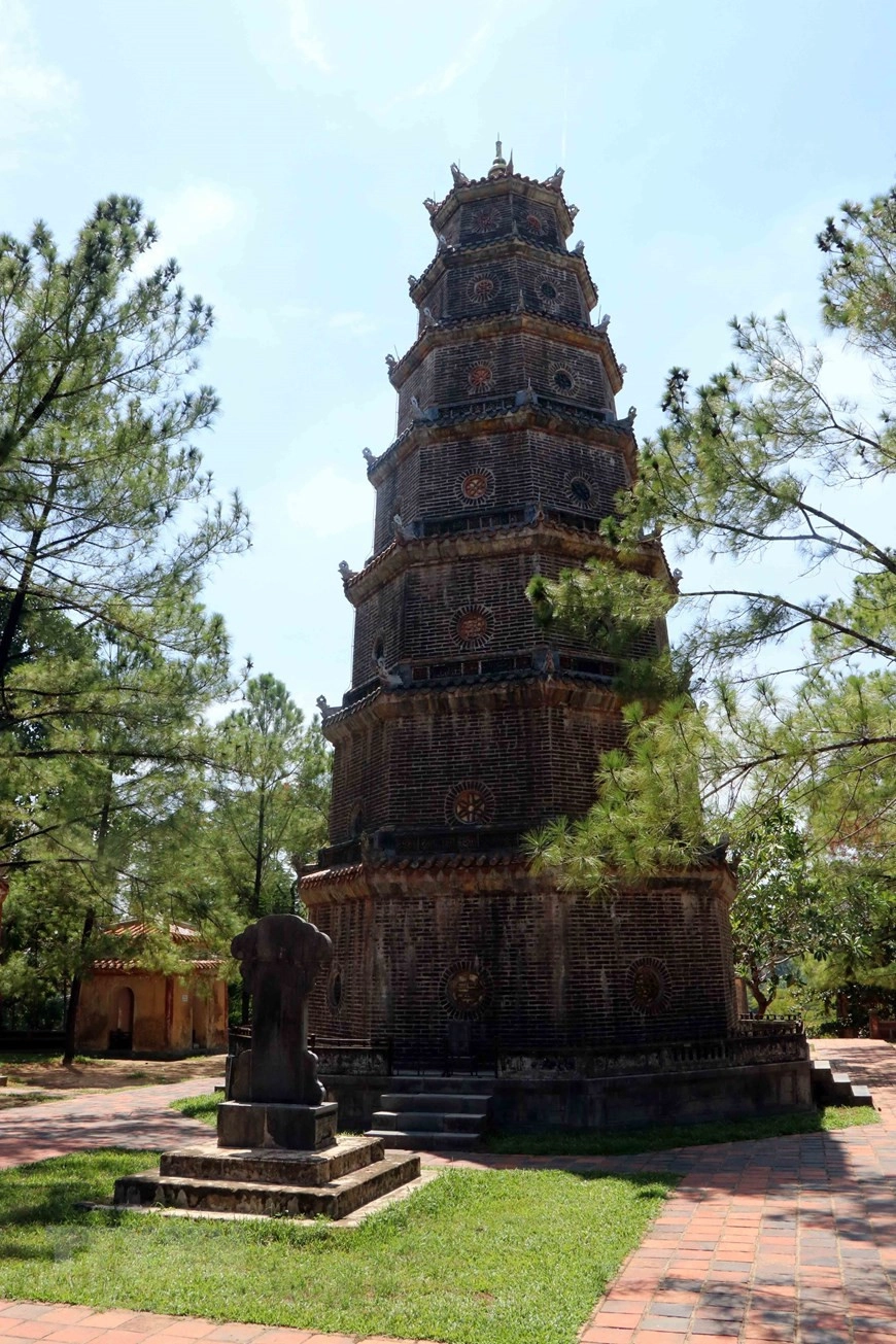 Khám phá Chùa Thiên Mụ cầu gì linh thiêng