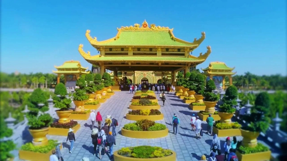 Khám phá khu du lịch đại nam nguyễn phương hằng nổi tiếng