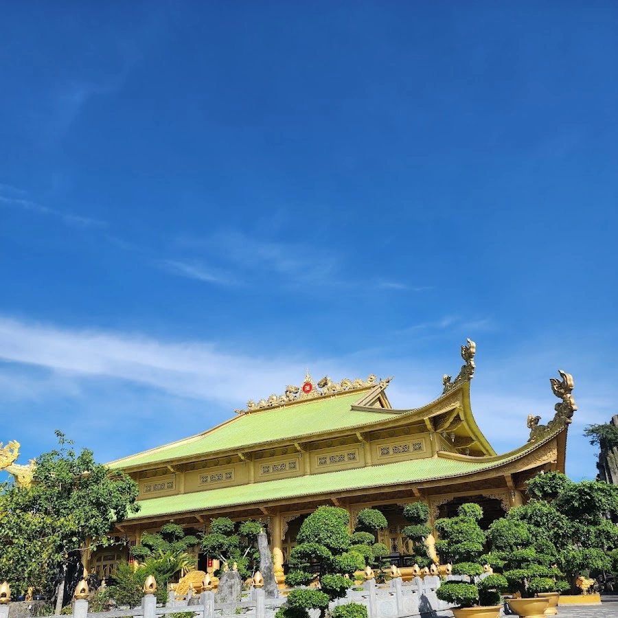 Khám phá cổng khu du lịch đại nam lộng lẫy và đẹp mắt