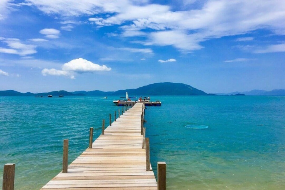 Mùa hè rực rỡ với du lịch đảo điệp sơn tự do
