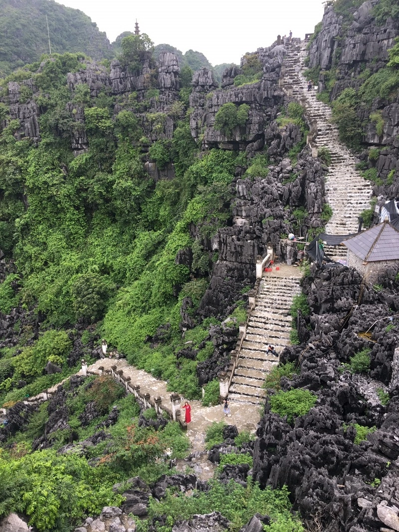 Khám phá hình ảnh hang múa ninh bình tuyệt đẹp