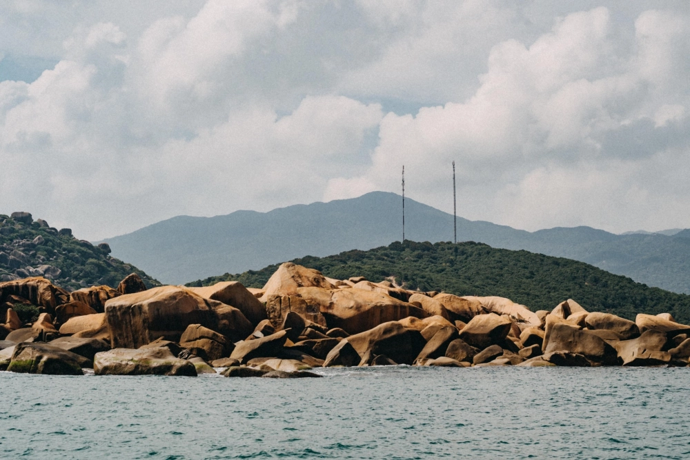 Review chân thực tour đảo hòn nưa phú yên mới nhất