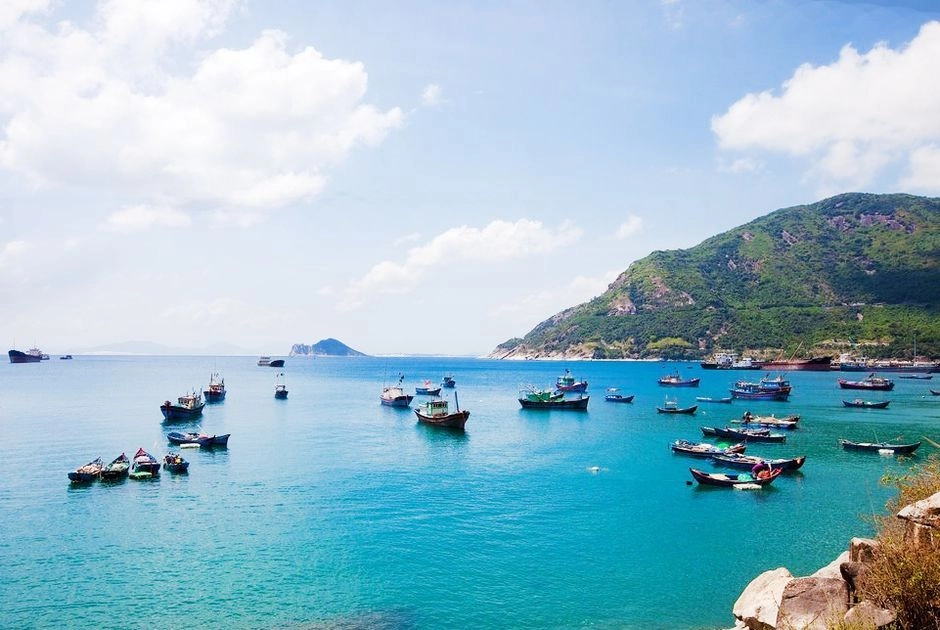 Góc nhìn chân thực qua review hòn nưa phú yên hot nhất