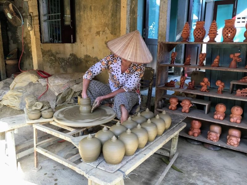Xác định chính xác làng gốm thanh hà địa chỉ trong hành trình