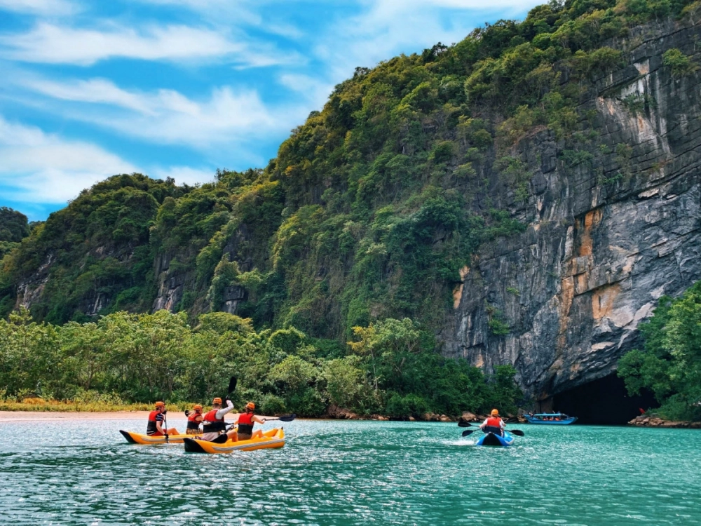 Du lịch vườn quốc gia Phong Nha Kẻ Bàng hấp dẫn