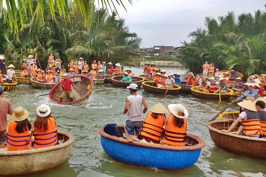 Bạn biết rừng dừa 7 mẫu ở đâu chưa mà ai cũng đổ về