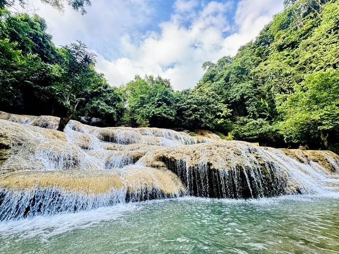 Khám phá điểm du lịch thác mây thanh hóa tuyệt vời