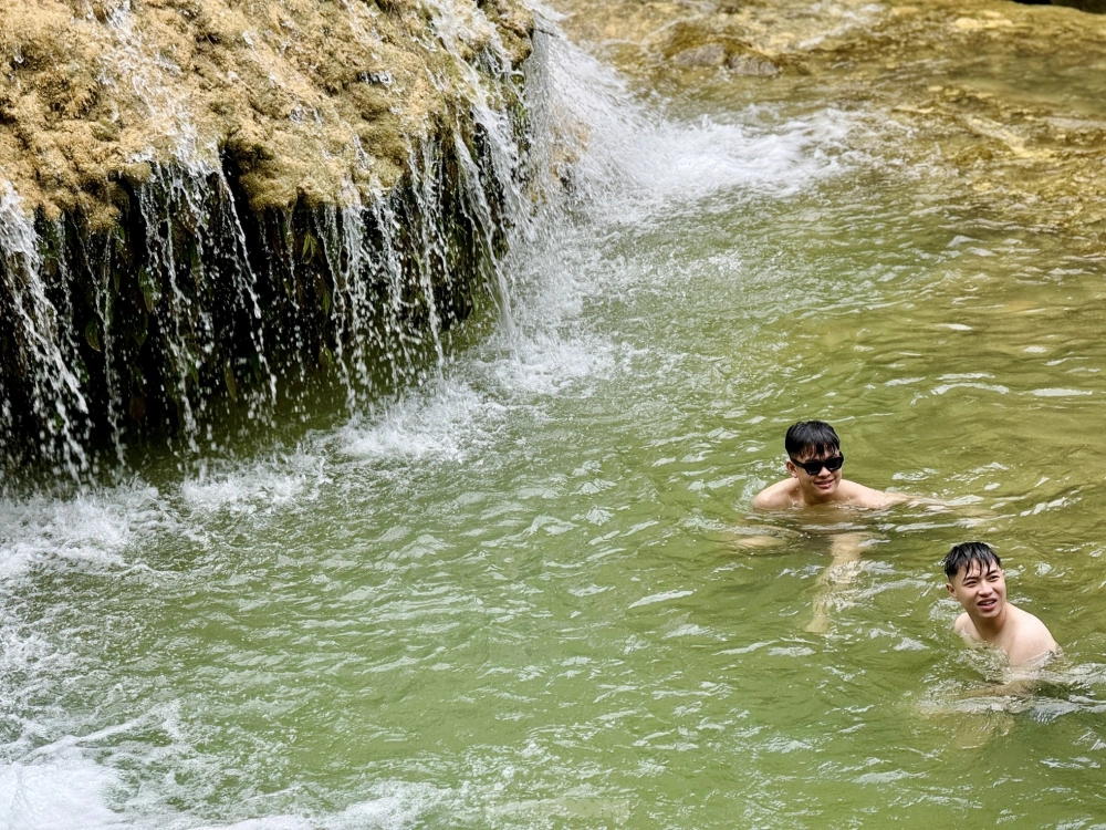 Khám phá thác mây thanh hoá đẹp