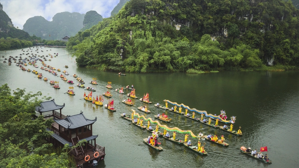 Trải nghiệm các tuyến đò tràng an yên bìnhTrải nghiệm các tuyến đò tràng an yên bình