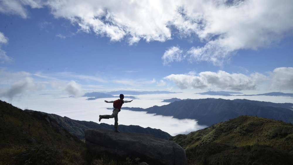 Trải nghiệm mới lạ cùng lùng cúng travel up