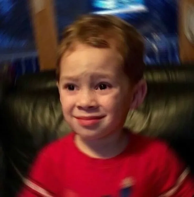 Mặt khó hiểu meme ghi lại khoảnh khắc lạ lẫm