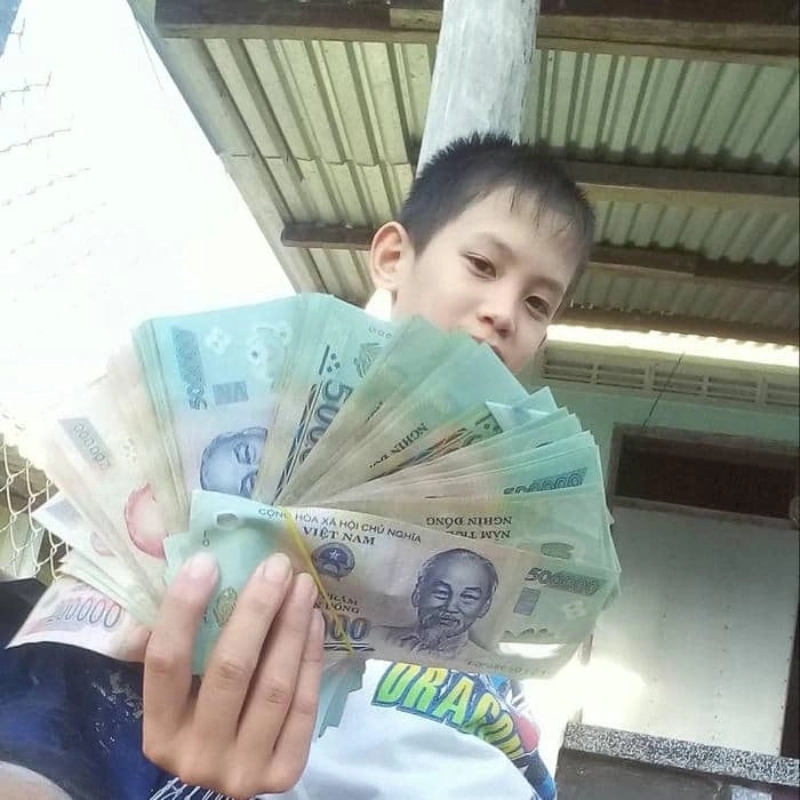 Meme tiền đây đậm chất cà khịa cười không nhặt được mồm