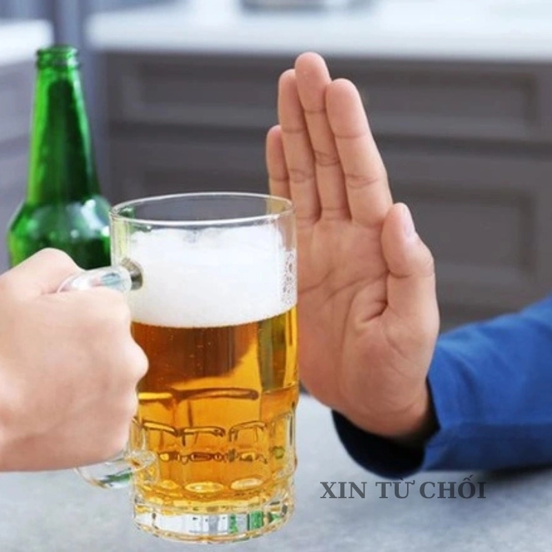 Meme từ chối rượu bia hài hước, không ép uống ngày Tết