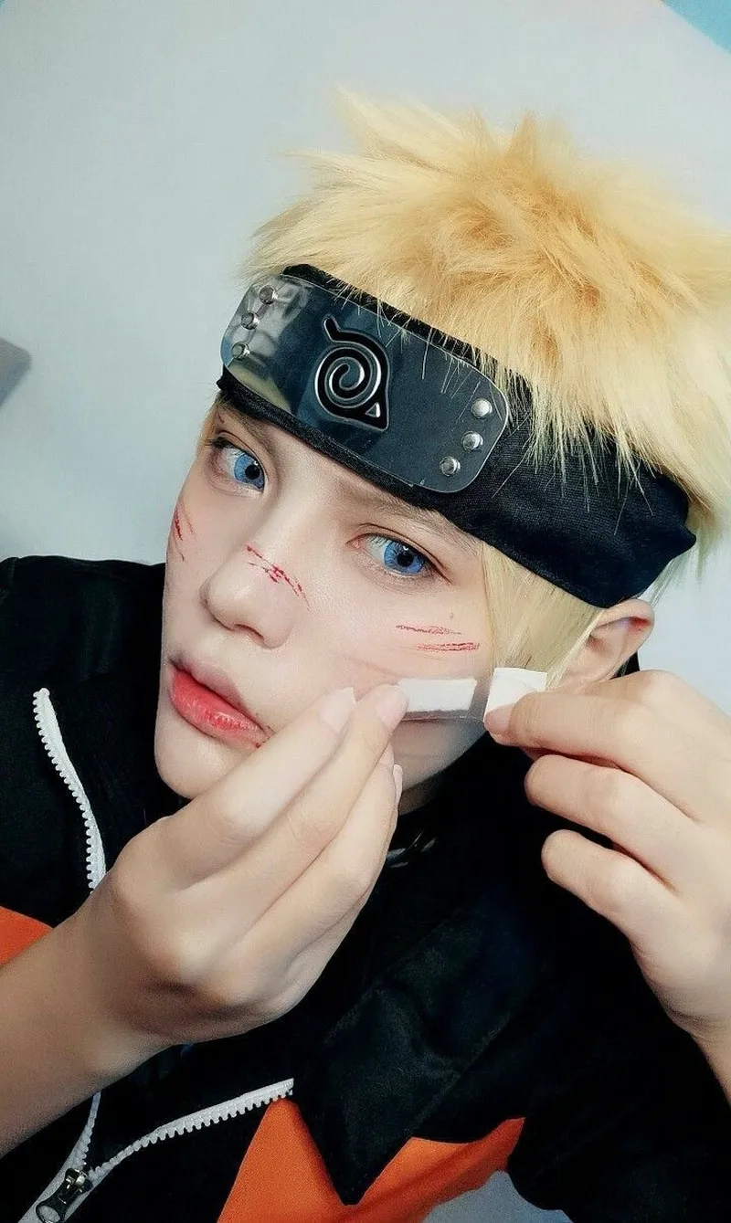 Cosplay sexy Naruto đầy quyến rũ khiến bạn phải ngước nhìn