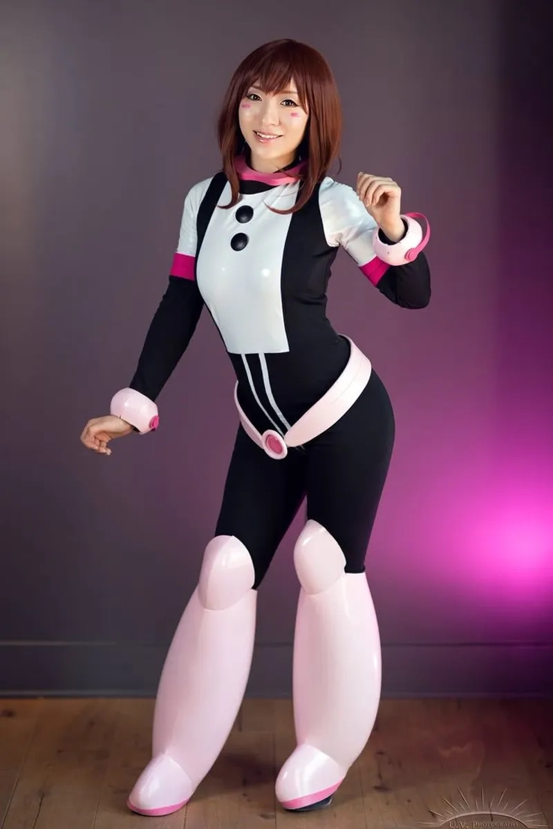 Ảnh đẹp khó cưỡng của My Hero Academia Ochako Uraraka cosplay
