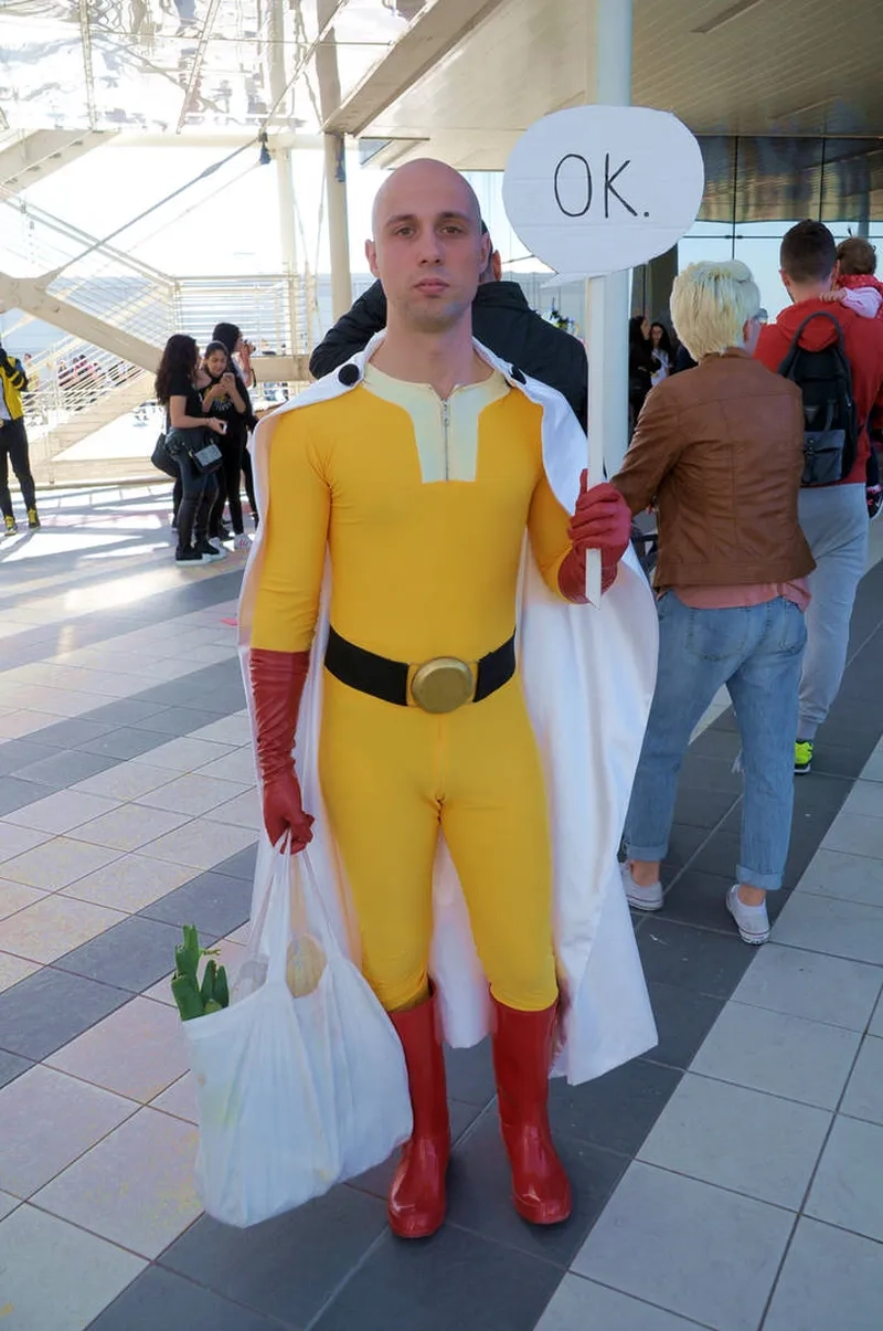 Cosplay Saitama để hóa thân thành anh hùng mạnh mẽ này
