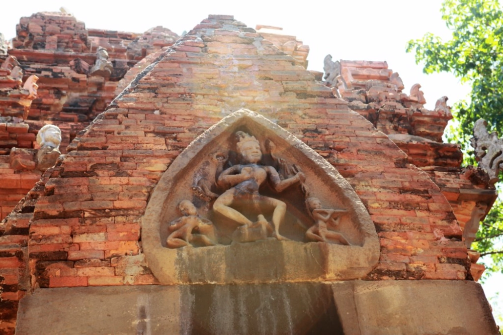 Khám phá ý nghĩa tháp bà ponagar sâu sắc