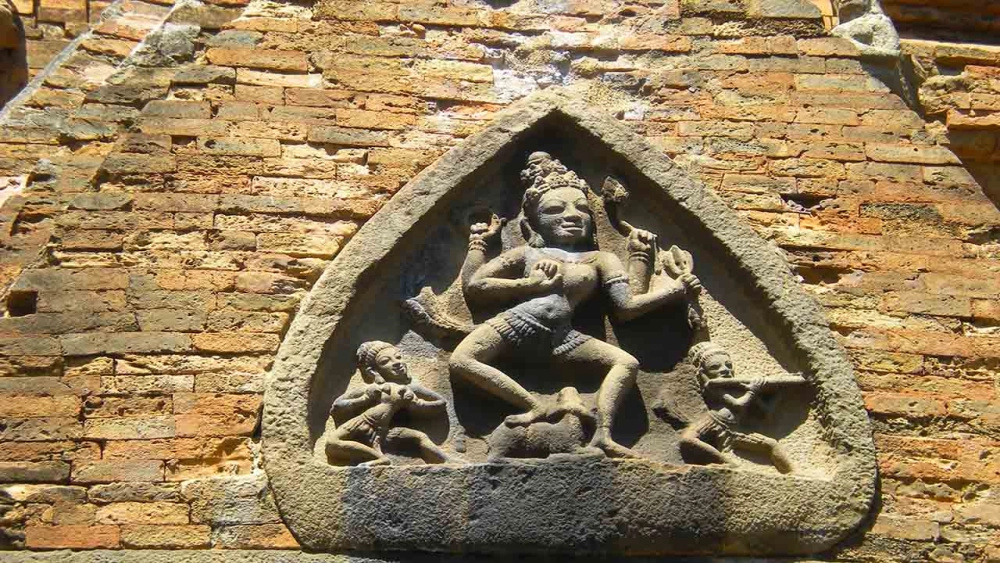 Tìm hiểu tháp bà ponagar lịch sử đầy bí ẩn