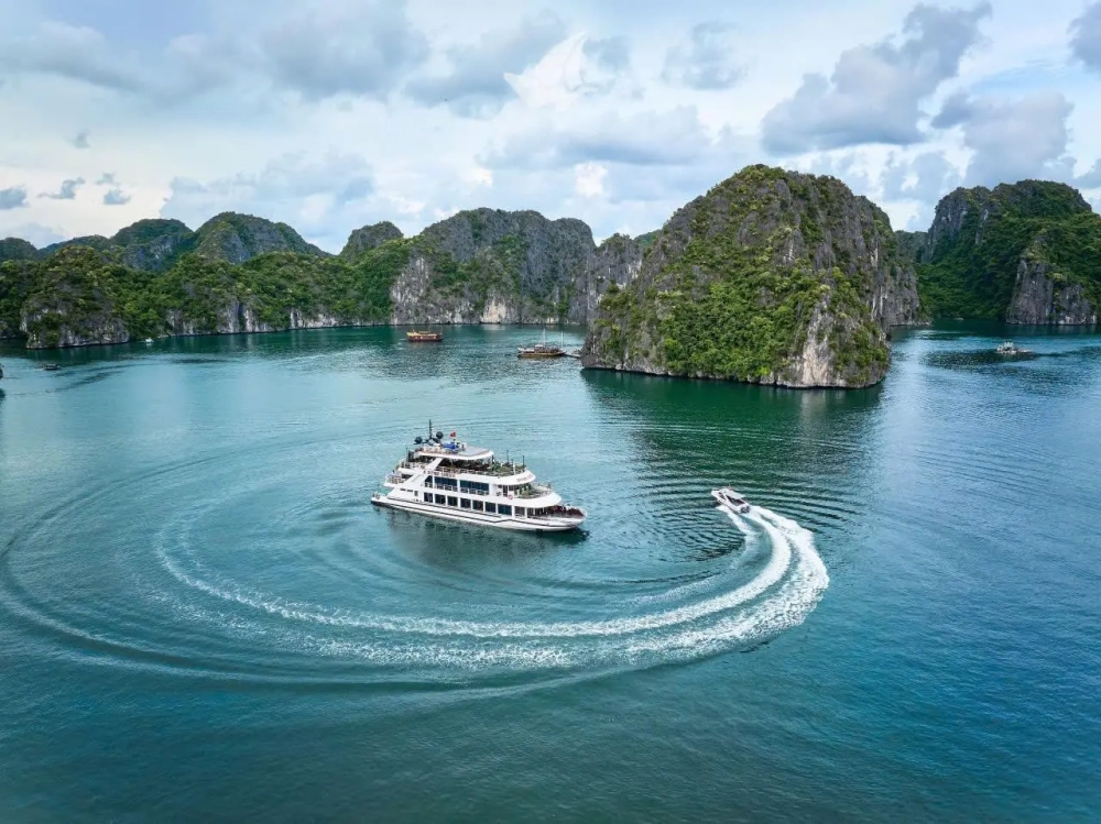 Chọn tour vịnh lan hạ 1 ngày đầy thú vị