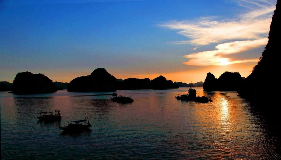Chọn du thuyền vịnh lan hạ 1 ngày thư giãn